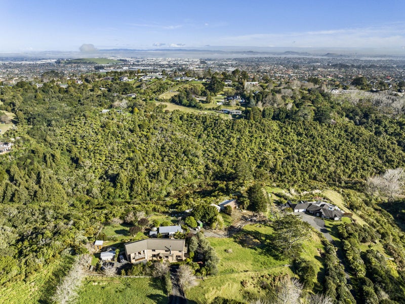 371 Whitford Road, Howick - Carousel 45