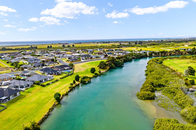 86 Tamure Place, Ruakaka - Carousel 2