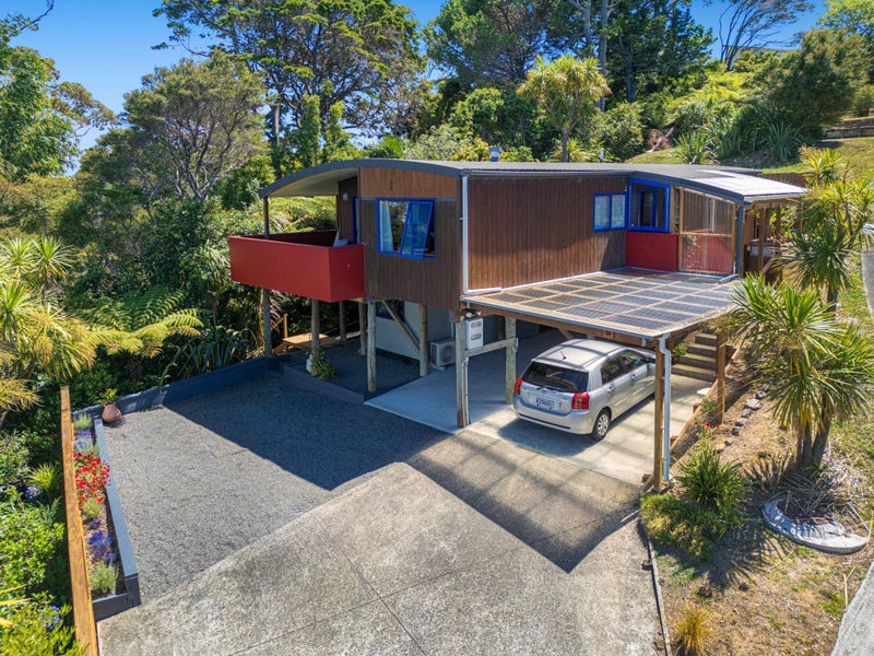 10 Kukupa Road, Sunnyvale, Auckland - Carousel 1