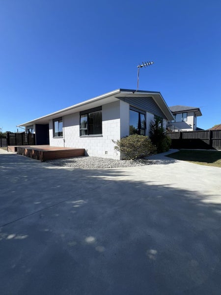 135 Queenspark Drive, Parklands, Christchurch - Carousel 34