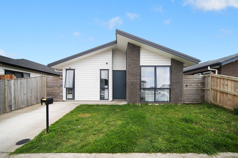 19 Survila Street, Takanini, Auckland - Carousel 1