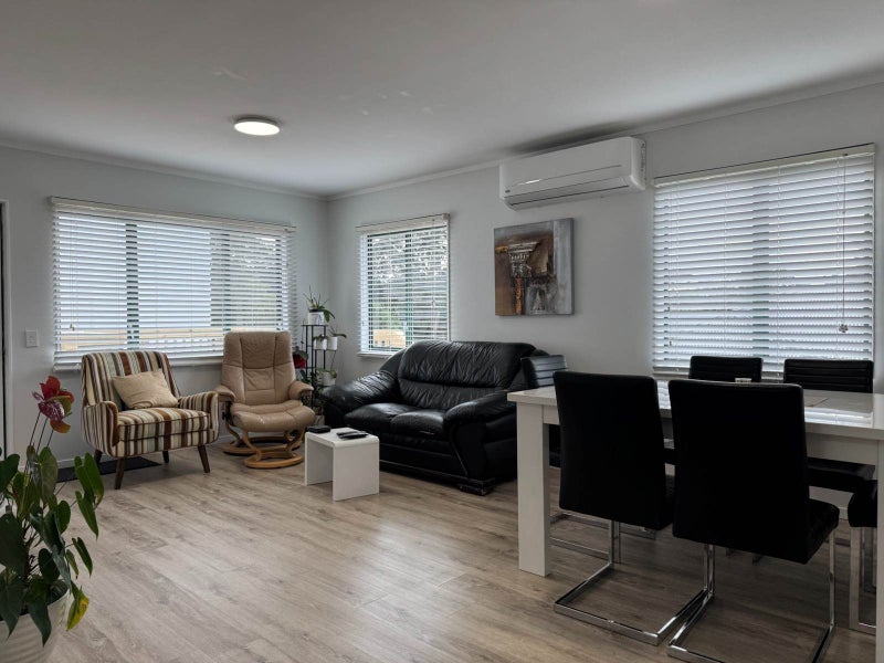 6B Millbrook Road, Henderson, Auckland - Carousel 1