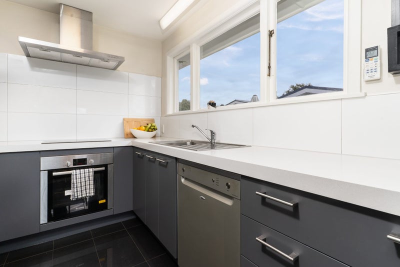 544 Halswell Road, Halswell, Christchurch - Carousel 31