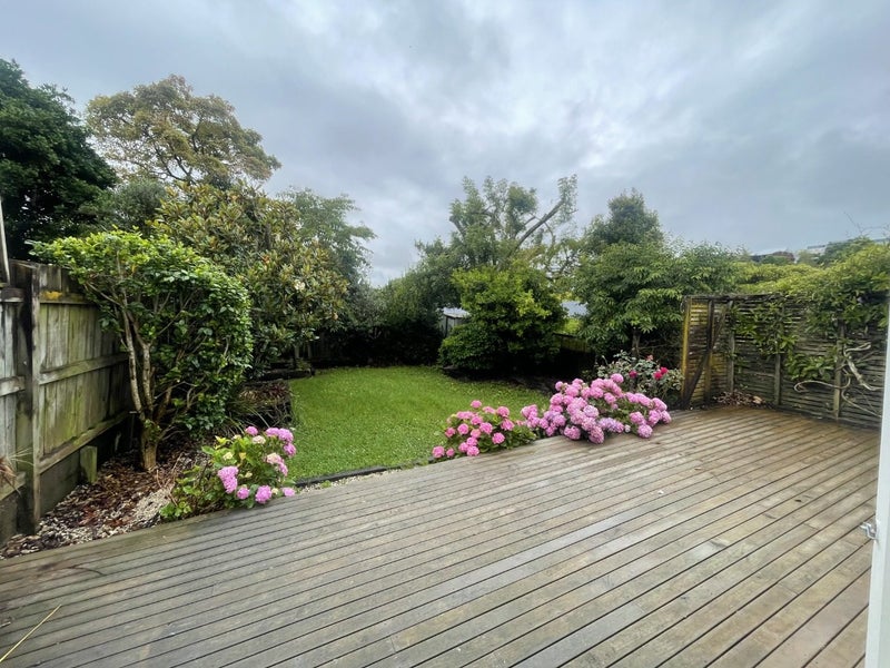 64 Virginia Avenue West, Eden Terrace, Auckland - Carousel 1