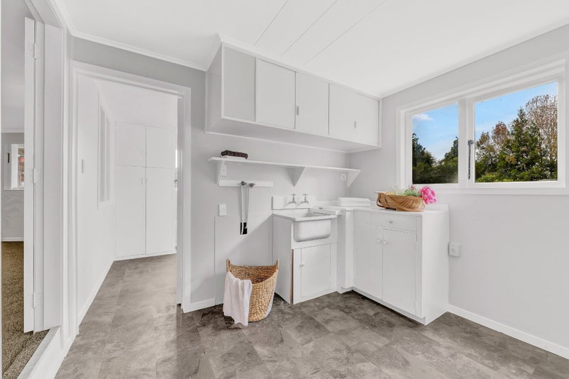 180A Old Titirangi Road, New Lynn, Auckland - Carousel 22