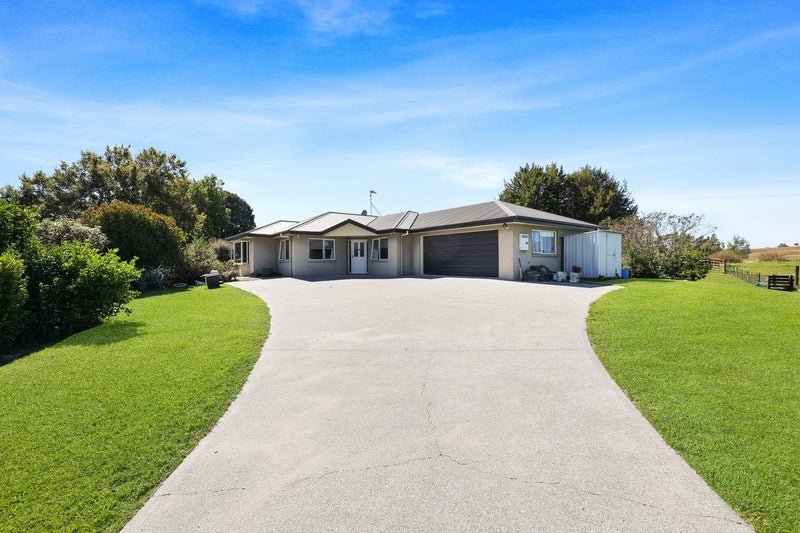 11 Flat Road, Kihikihi, Te Awamutu - Carousel 1