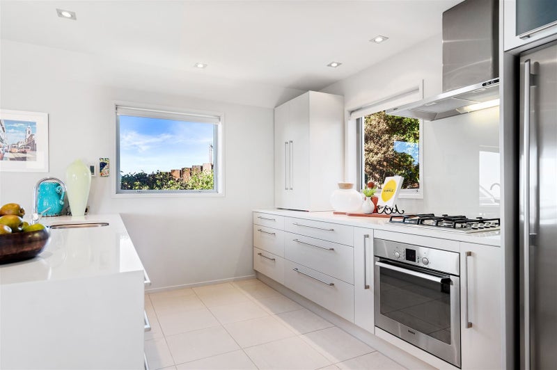 135 Major Hornbrook Road, Mount Pleasant, Christchurch - Carousel 2