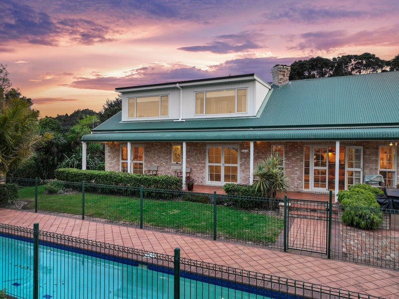 181 Shaw Road, Oratia, Auckland - Carousel 1