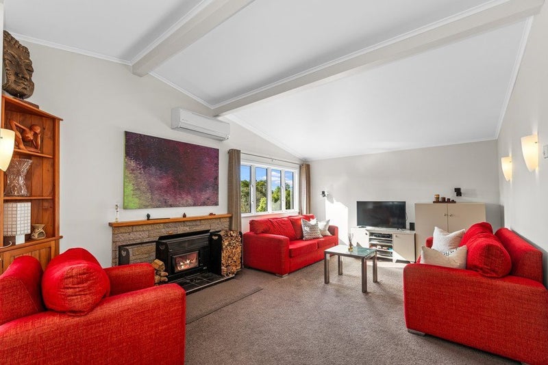 29 Lyndhurst Road, Te Atatu South, Auckland - Carousel 2