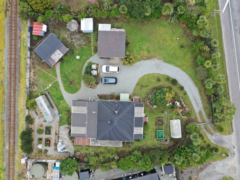 1003 Main South Road, Camerons, Greymouth - Carousel 36