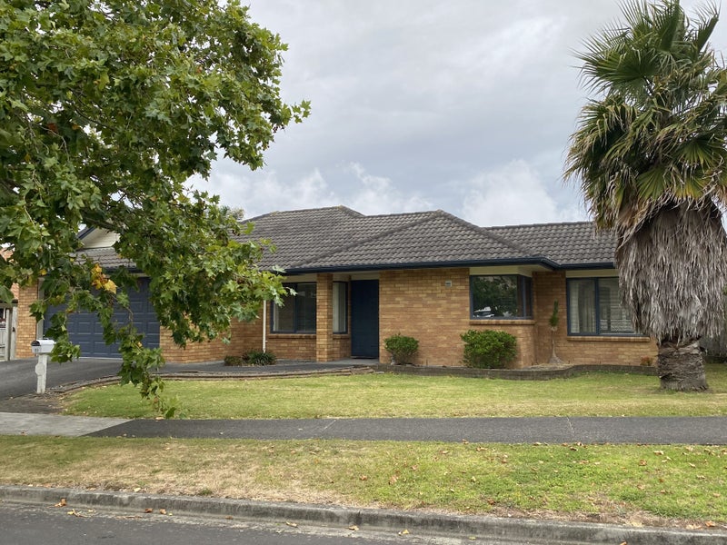 23 Dairyland Drive, East Tamaki Heights, Auckland - Carousel 2