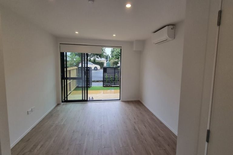 3/168 Rosebank Road, Avondale, Auckland - Carousel 2