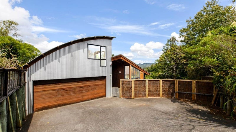 1/180 Glengarry Road, Glen Eden, Auckland - Carousel 1