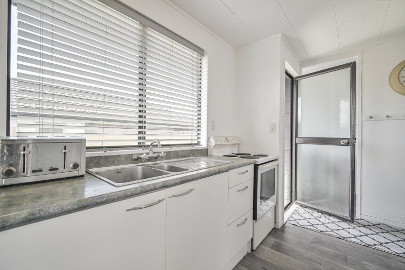 84 Kirkwood Road, Flaxmere, Hastings - Carousel 2