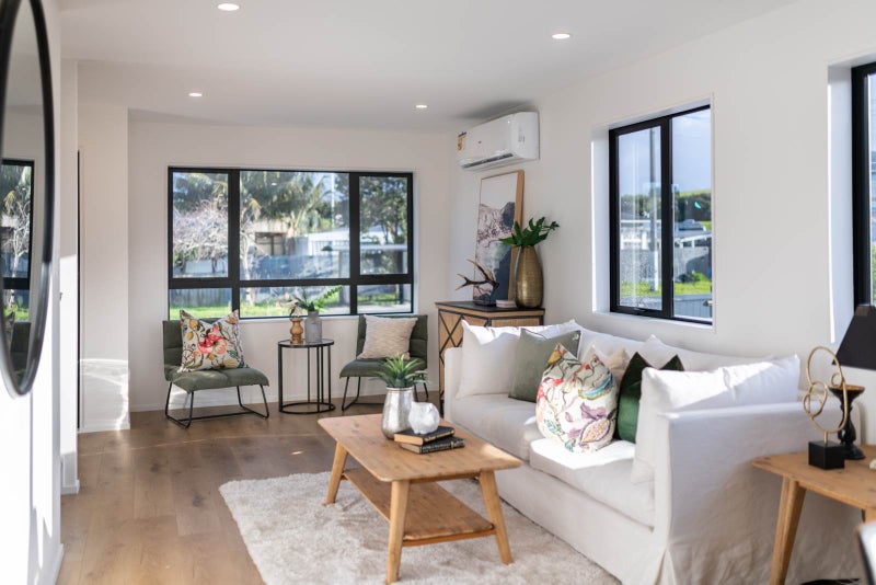 2/57 Aranui Road, Mount Wellington, Auckland - Carousel 2