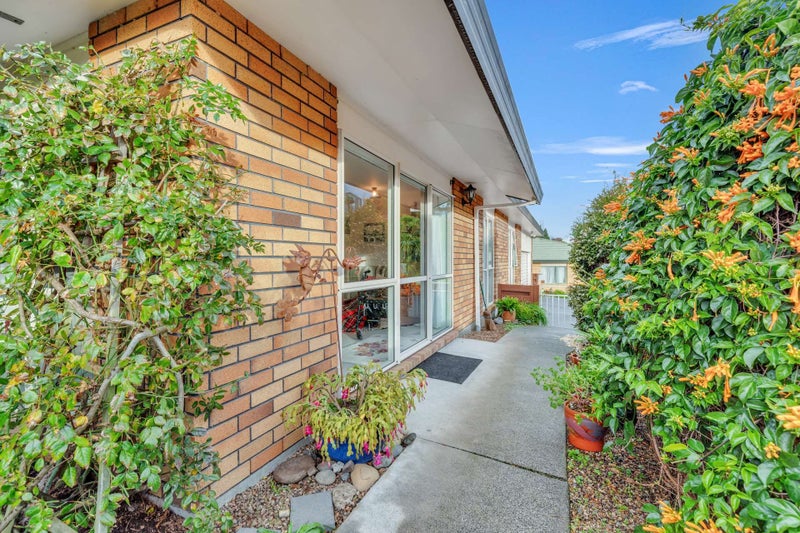 15 Baden Street, Otumoetai, Tauranga - Carousel 1