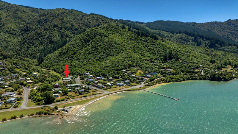 15 Thompson Place, Picton - Carousel 25