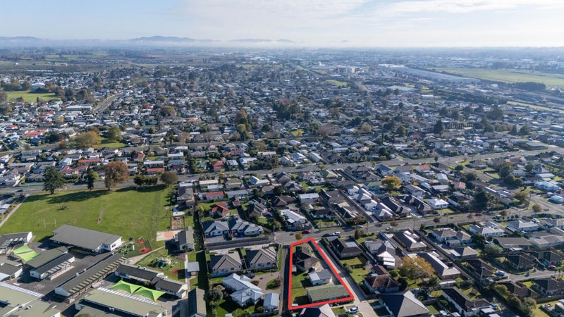 21 Norman Street, Nawton, Hamilton - Carousel 17