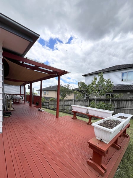 22 Mulroy Place, Pinehill, Auckland - Carousel 22