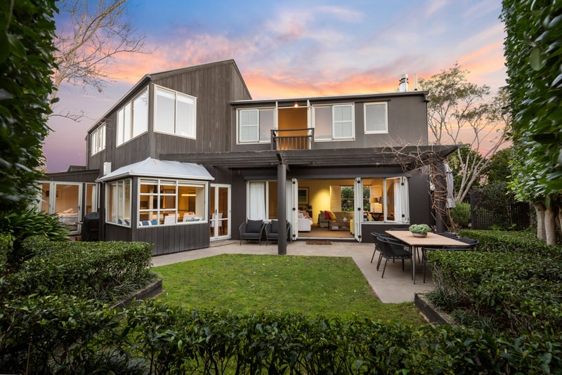 34A Oxford Terrace, Devonport, Auckland - Carousel 2