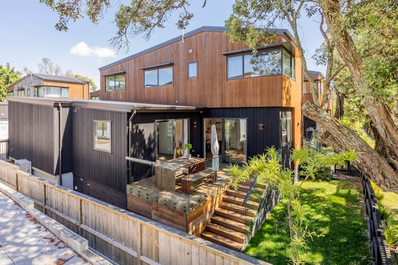 1/24 Garland Road, Greenlane, Auckland - Carousel 2