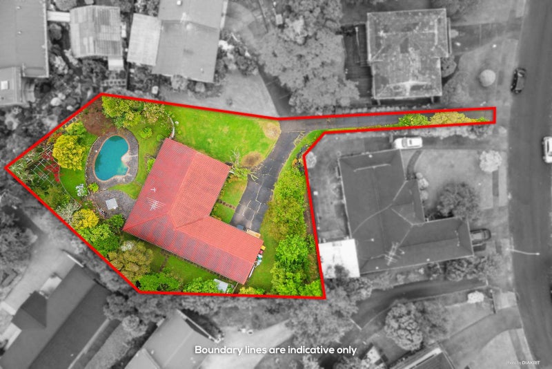 11 Hamish Place, Sunnyhills, Auckland - Carousel 2