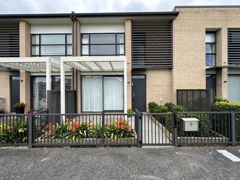 5B Guyon Street, Stonefields, Auckland - Carousel 2