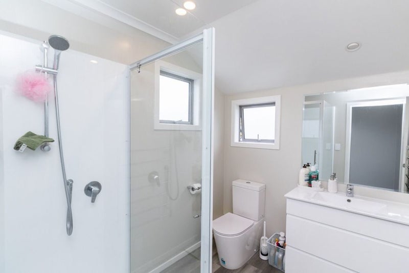 12B Palmer Crescent, Silverstream, Upper Hutt - Carousel 10