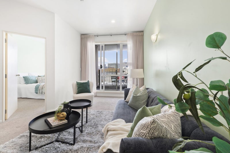 317/107 Thorndon Quay, Pipitea, Wellington - Carousel 2