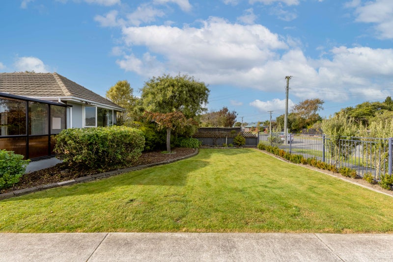 31 Marriotts Road, North New Brighton, Christchurch - Carousel 2