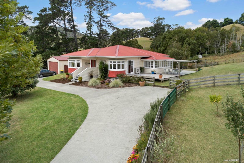 1133 Ahuroa Road, Makarau, Warkworth - Carousel 1