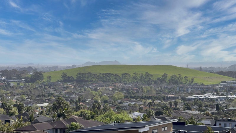 9 Michael Richard Place, East Tamaki Heights, Auckland - Carousel 45