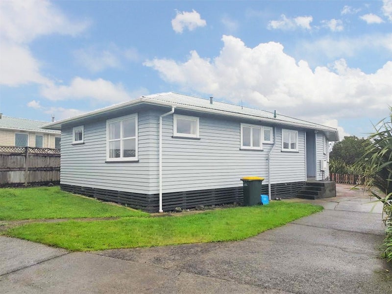 187 Omata Road, Blagdon, New Plymouth - Carousel 2