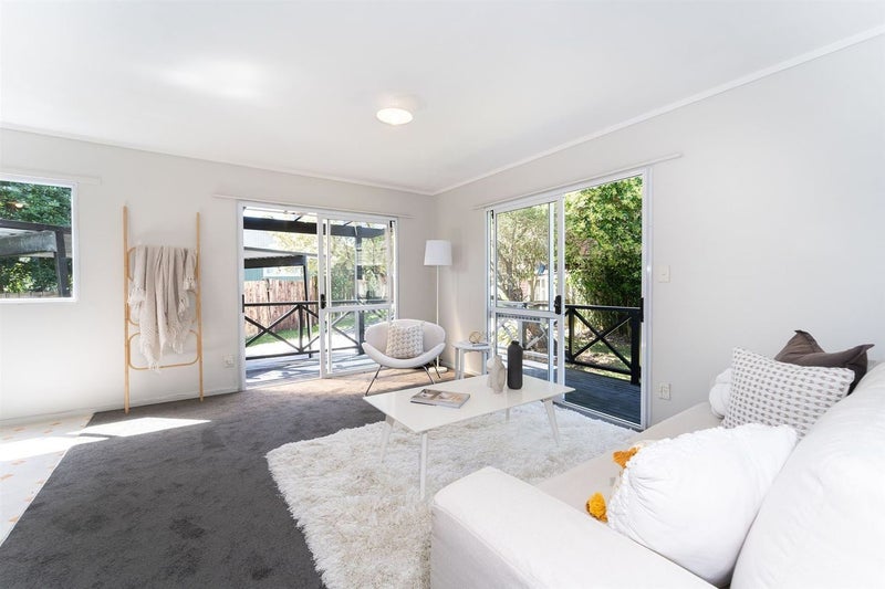 22A Lyford Crescent, Sunnynook, Auckland - Carousel 1