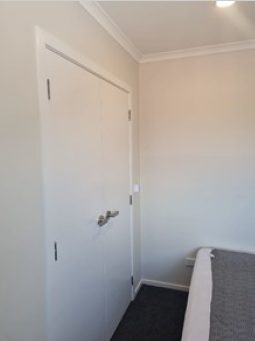 1/20 Yorkshire Road, Silverdale, Hamilton - Carousel 13