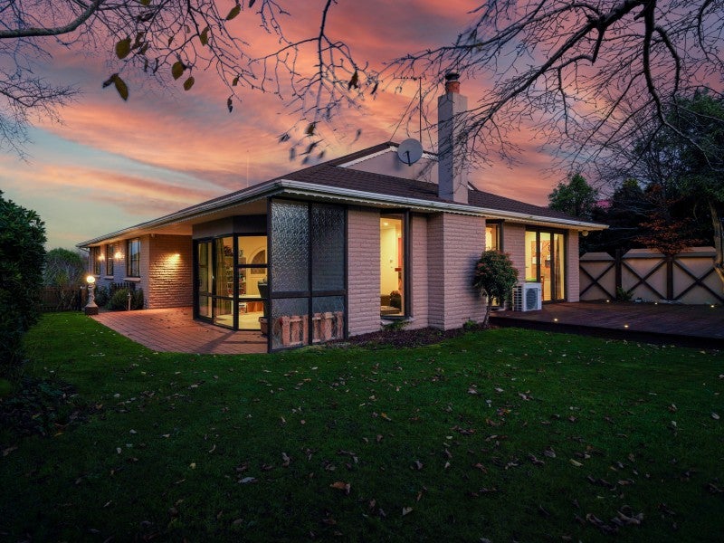 16 Orkney Street, Waikiwi, Invercargill - Carousel 1