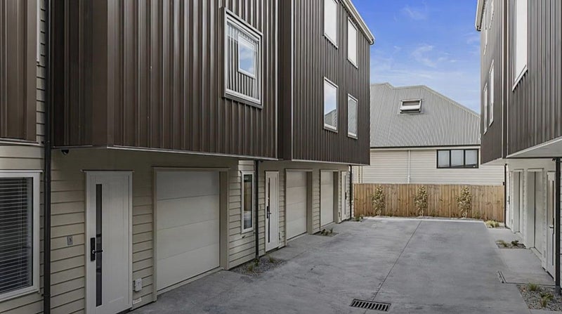 3/28 Cameron Road, Hamilton East, Hamilton - Carousel 1