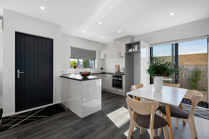 81A Ararino Street, Trentham, Upper Hutt - Carousel 2