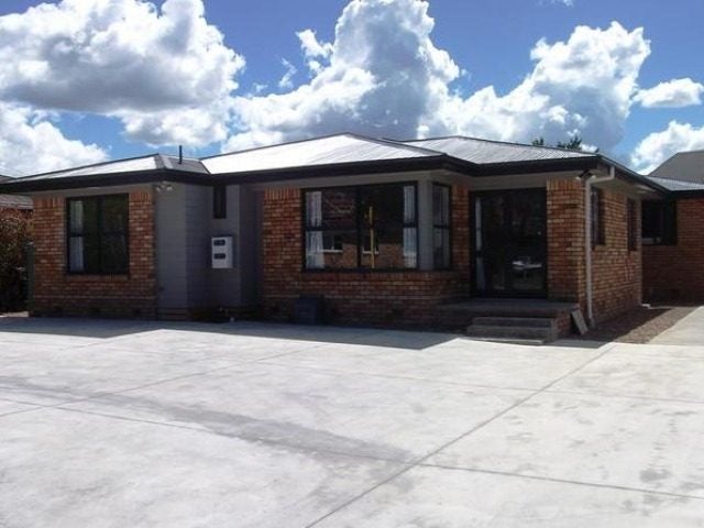 3/27 Hogan Street, Hamilton East, Hamilton - Carousel 1