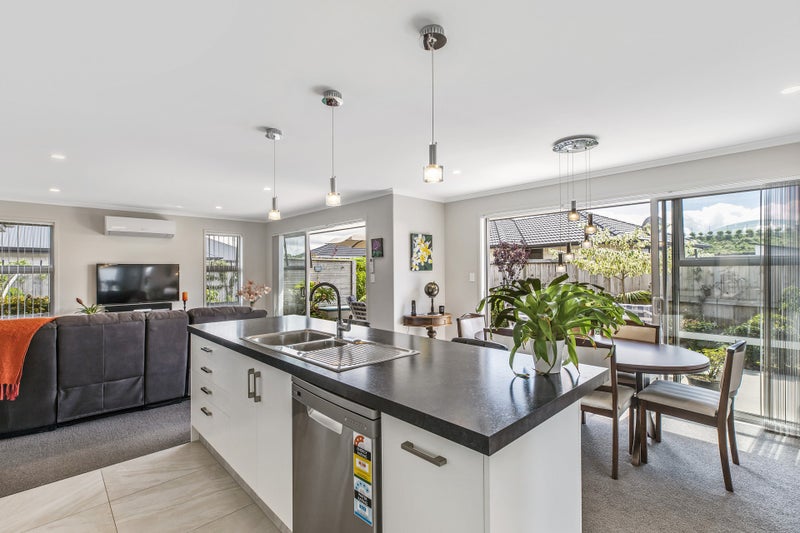 31 Tuaia Street, Pyes Pa, Tauranga - Carousel 2