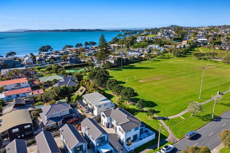 4 William Bayes Place, Red Beach, Red Beach - Carousel 2