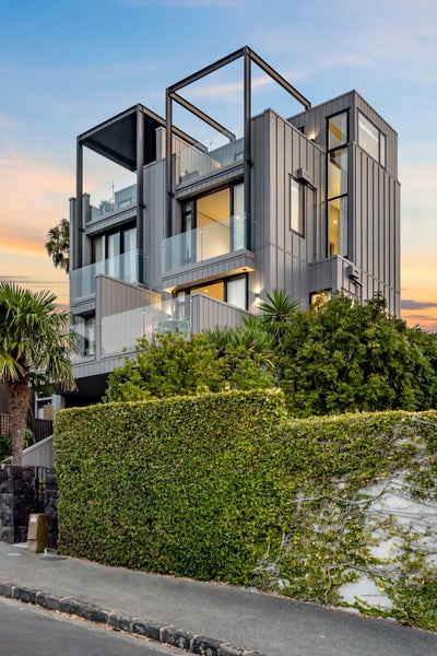 2B Alberon Street, Parnell, Auckland - Carousel 34