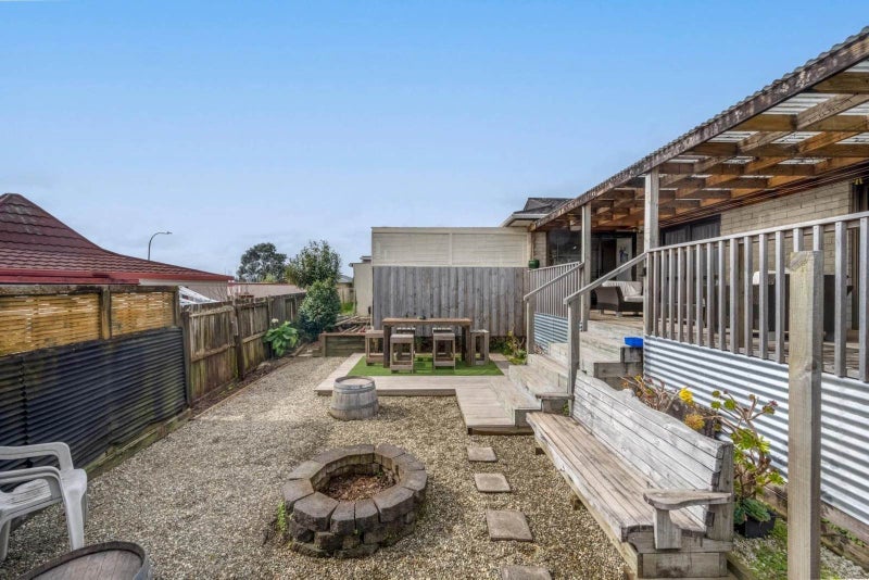 55 Highland Park Drive, Highland Park, Auckland - Carousel 13