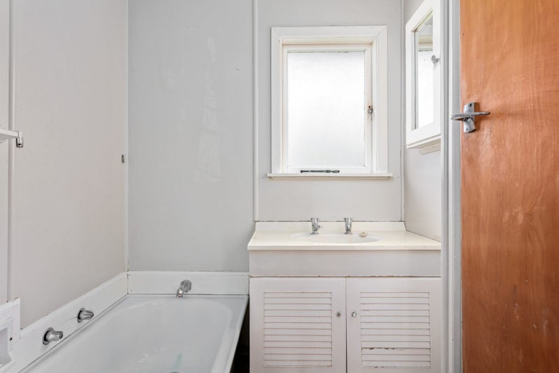 9 Porter Street, Outer Kaiti, Gisborne - Carousel 11