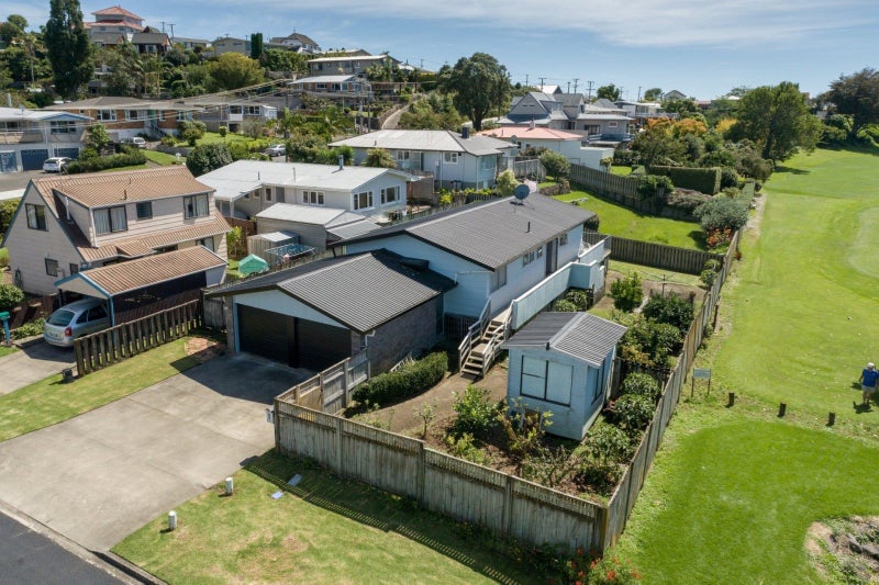 1 Landscape Road, Otumoetai, Tauranga - Carousel 2