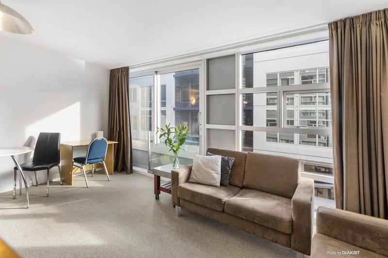 76/43 Mulgrave Street, Thorndon, Wellington - Carousel 2