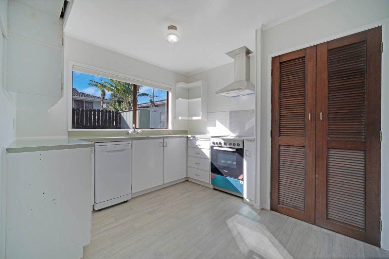2/24 Tennyson Avenue, Takapuna, Auckland - Carousel 2