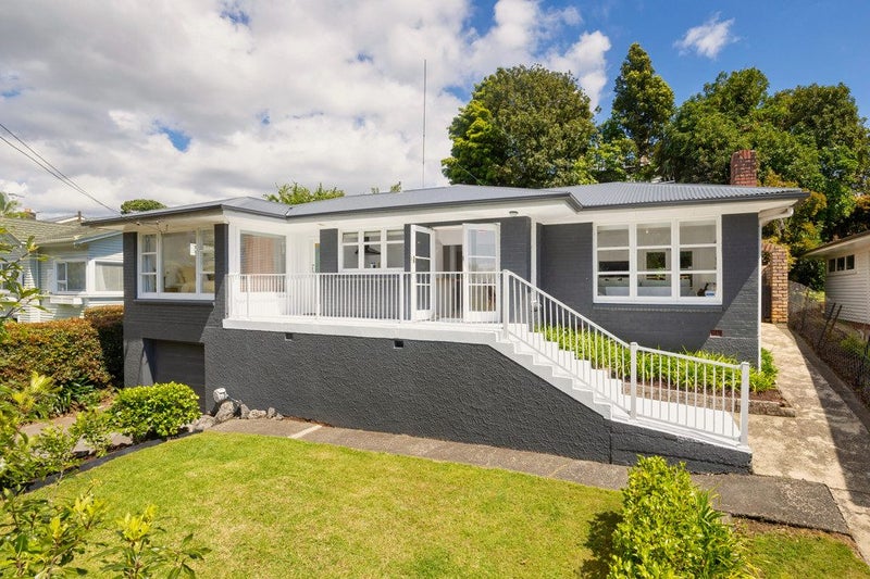 55 Alberton Avenue, Mount Albert, Auckland - Carousel 1