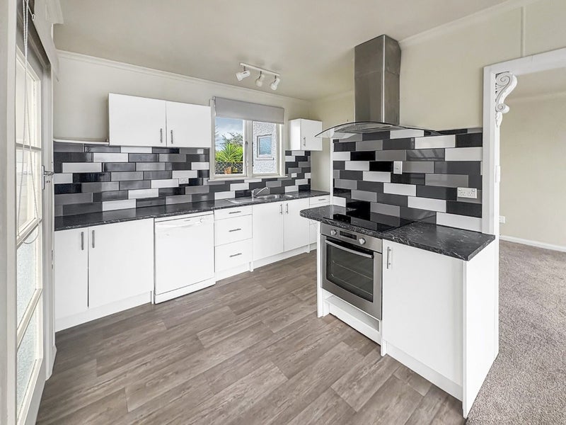 36 Seabury Avenue, Foxton Beach, Foxton - Carousel 2