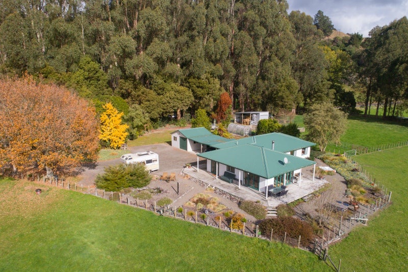 1421 Pohangina Valley Road, POHANGINA, ASHHURST - Carousel 1